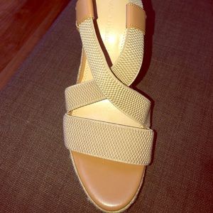 Banana Republic wedges size 9
